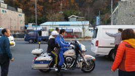 시험에 늦을거 같아요…경찰, 수험생 이송 적극 지원