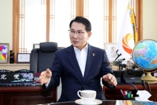 하늘·땅·바닷길 아우르는 사통팔달 교통체계 구축