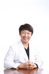 대전대 천안한방병원 김윤식 병원장, 인명사전 등재