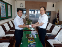 서천 금강배드민턴클럽 장항중학교에 학교발전기금 기탁