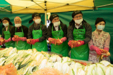 천주교대전교구, 행복가득 사랑의 김장담그기 대축제 개최