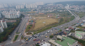 도솔광장 접근로 개선 시급