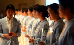 [포토] 나이팅게일의 정신 본받아 (건양대학교  나이팅게일 선서식)