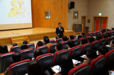 김병우 충북교육감, 충주 중산고 특강