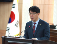 홍주문화체육센터는 김좌진 체육관 등으로 바꾸자