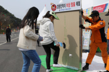 청양소방서, 공동주택 긴급 상황엔 경량칸막이 최고