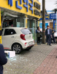 대전서 승용차가 약국 돌진…인명피해 無