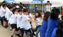 [포토] 대전 상대초 가을운동회 젖먹던 힘까지