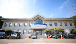 서산시립도서관 새둥지 찾는다