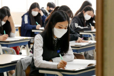 [포토] 등교 후 첫 수능 모의평가