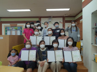 부여 내산초 학부모 학습공동체 양말목공예 자격증 8명 취득