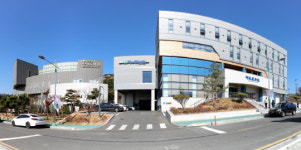 태안 작은영화관, 군 직영 전환