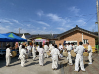 청양 지천리 주민들 밤참(게)축제 개최