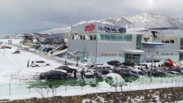 (주)대광산업효동공장 | 폭설로 북구 효문동 자동차부품업체 공장건물 붕괴…2명 부상