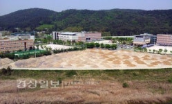 착공 지연 척과천변 수변공원 조성현장 무방비 노출