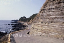 [5~6월 제주 해안길·오름 걷기]느리게 걸어야 보이는 진짜 제주