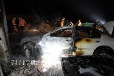 승용차 화재 사망사고 엔진 과열 추정