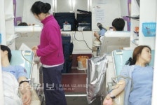 굿모닝병원,  울산시 적십자 혈액원을 도와 헌혈에 나서