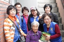 울산 동구 전하1동 바르게살기위원회, 현대홈타운 경로당을 방문