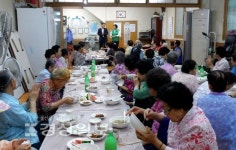 울산시 중구 복산1동 새마을부녀회, 어르신 100여명에게 삼계탕 대접