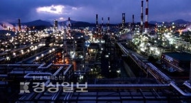 [세계는 초저유가 시대]사업구조 혁신하는 SK, 사업영역 넓히는 S-OIL