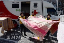 울산적십자사 배꽃봉사회, 홀몸노인 등 15가구를 대상으로 봄맞이 이불세탁 봉사활동 펼쳐