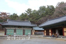 [산사 길 타박타박]도심에 있지만 때묻지 않은 정갈한 맛 풍기는 관음사
