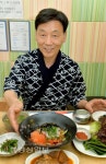 [이야기가 있는 울산맛집-맛 그리고 인생]살얼음 육수에 비벼먹는 물회 머릿속까지 얼얼
