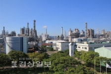 한화종합화학 정리해고 대신 일감 나누기
