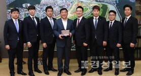[사진뉴스] 동울산JC 2017회장단 울산 중구 방문