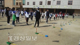 에어로켓 발사·딱지치기·돼지몰이,톡톡튀는 운동회