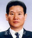 2017 존경받는 교육공무원 4명에 정병형·정동철·박상무·김귀자씨