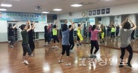 남목2동 주민자치센터 여름맞이 야간프로그램, 줌마댄스 등 인기