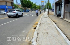 500여m 구간 보도블록 교체에 4개월이나