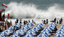 해운대 해수욕장 올해 첫 이안류 발생