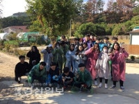 울산 북구 동천고등학교 학생들, 연탄 배달 봉사활동