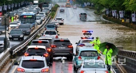 [현장사진]울산지역 호우경보, 산업로 침수