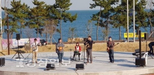 북구 머큐어 앰배서더호텔 문화공연 호평