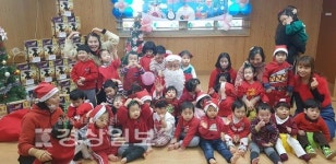 이상헌 국회의원 일일 산타 변신, 중구 장애인어린이집 방문·선물 전달