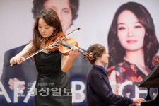 화제의 라파우 블레하츠·김봄소리 듀오 울산에
