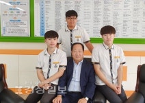 울산마이스터고 학생 3명, LG화학에 합격