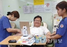 대한적십자사 헌혈홍보위원인 법무법인 정우 심규명 대표변호사, 헌혈 50회 달성해 헌혈유공장 금장 수상