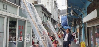 울산 남구 신정시장 아케이드 준공 지연…상인 불편 호소