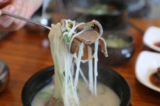대천맛집 겨울만 되면 문전성시 가마솥불곰탕 곰탕과 육개장칼국수로 눈길