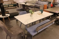 부산리퍼브할인매장 가구1번가, 리퍼브가구로 젊은 소비층들에게 인기