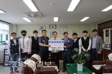 현대자동차 노동조합, 신정고등학교 재학생 6명에게 50만원씩 장학금 전달