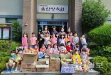 다운초병설유치원, 원생들이 만든 천연비누 울산양육원에 전달