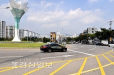 진입차로 헷갈리는 서동로터리, 사고 위험에 운전자 민원 속출