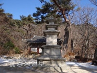 [배혜숙의 한국100탑(35)]경주 석굴암 삼층석탑
