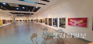 제25회 울산미술대전 수상작 문예회관서 내일까지 1부전시